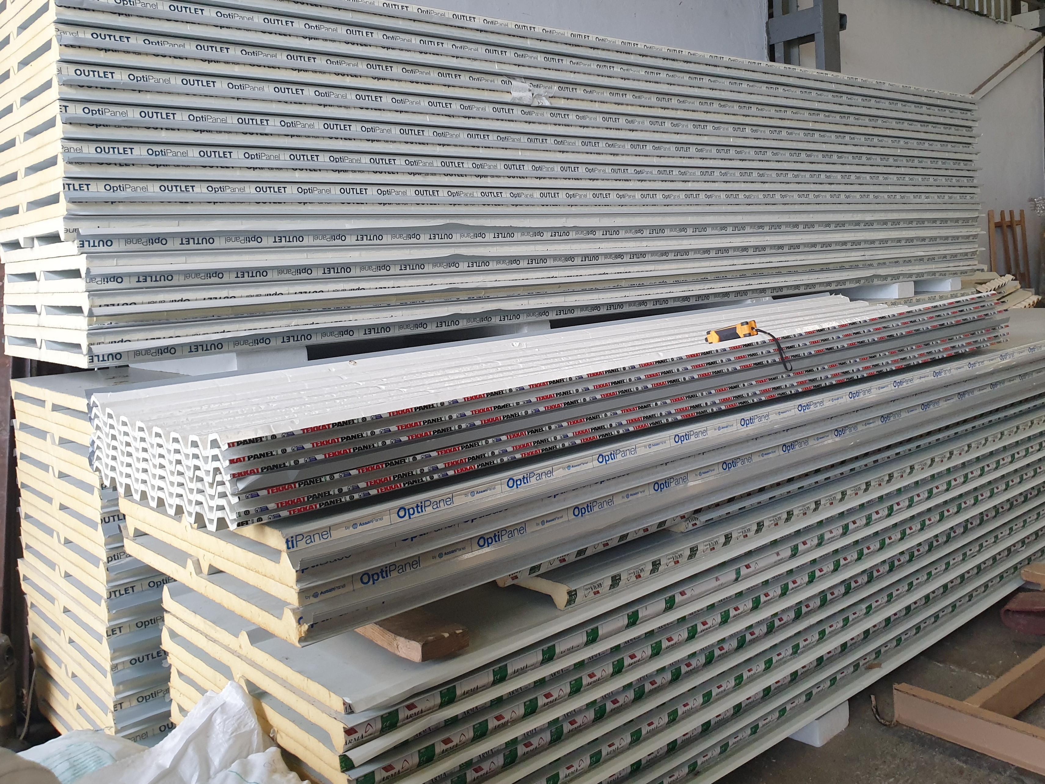 Sandviç Panel Çatı Sistemleri